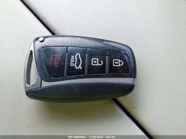 Hyundai Genesis 3.8 2015 KMHGN4JE3FU062913 Image 11