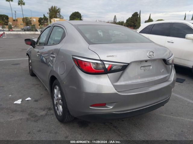 3MYDLBZV0GY105965 Scion IA