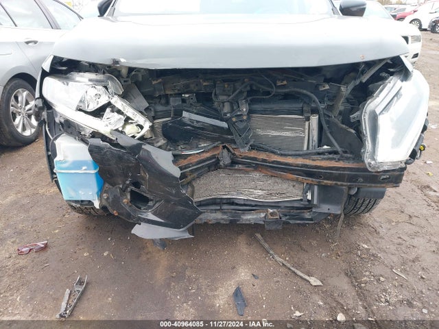 KNMAT2MV8GP594495 Nissan ROGUE S