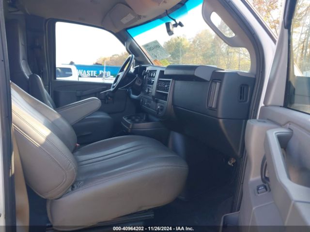 1GCWGAFP7K1145257 Chevrolet Express 2500 Work Van