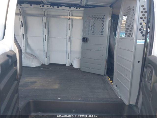 1GCWGAFP7K1145257 Chevrolet Express 2500 Work Van
