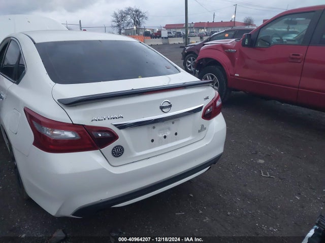 Nissan Altima 2.5 Sr 2017 1N4AL3AP9HC214039 Image 16