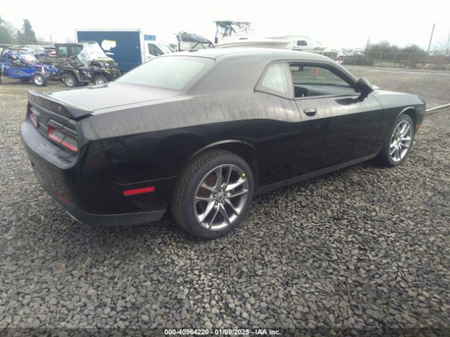 2C3CDZKG3NH227352 Dodge Challenger Gt Awd
