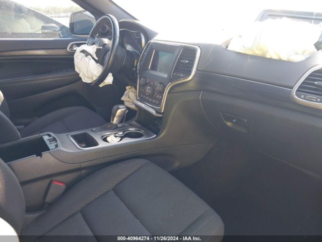 1C4RJEAG9LC160636 Jeep Grand Cherokee Laredo E 4x2