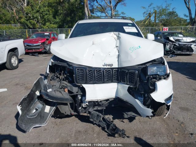 1C4RJEAG9LC160636 Jeep Grand Cherokee Laredo E 4x2