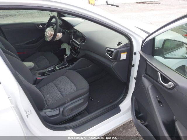 KMHC65LC0HU047737 Hyundai Ioniq Hybrid Blue