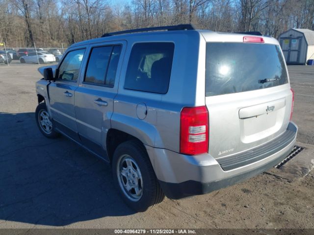 1C4NJPBA2FD249919 Jeep Patriot Sport