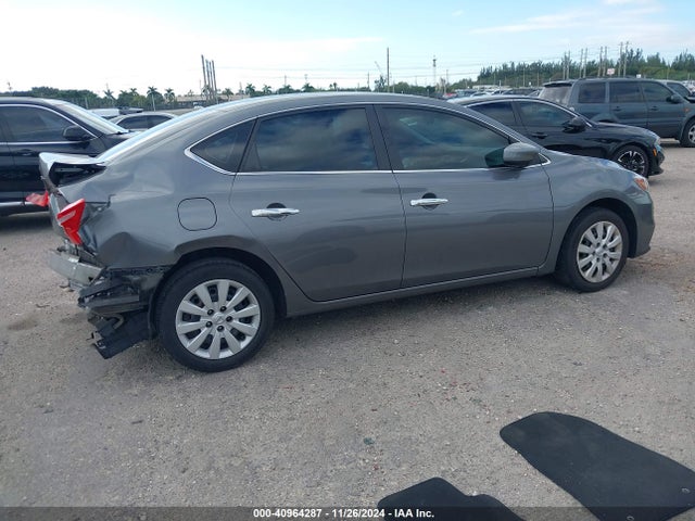 Nissan SENTRA S 2018 3N1AB7AP4JY309841 Image 4