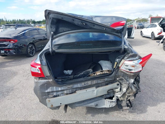 Nissan SENTRA S 2018 3N1AB7AP4JY309841 Image 6