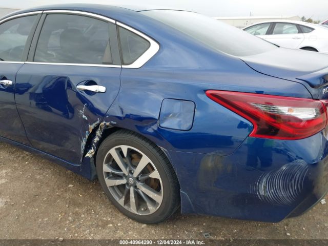1N4AL3AP8HC479129 Nissan Altima 2.5 Sr