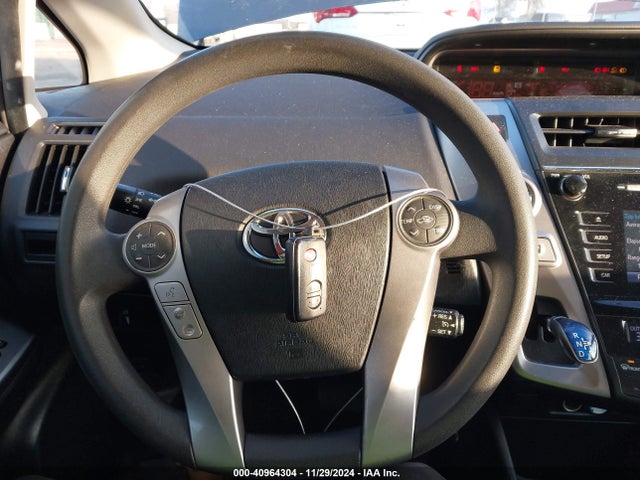 Toyota Prius V Two 2016 JTDZN3EU0GJ047846 Image 11
