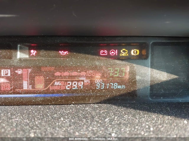 Toyota Prius V Two 2016 JTDZN3EU0GJ047846 Image 15