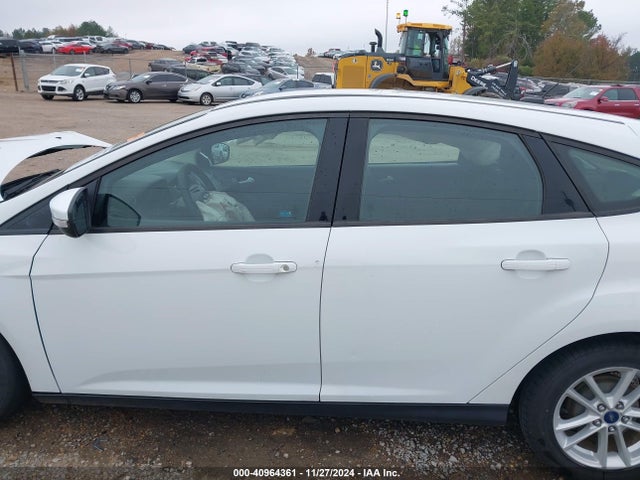 Ford FOCUS SE 2017 1FADP3K27HL271568 Image 15