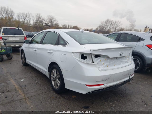 Hyundai SONATA SE 2016 5NPE24AF0GH362739 Image 3
