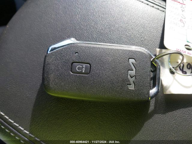 KNDEUCAA6R7575968 KIA SELTOS S
