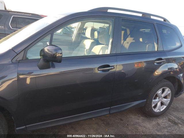 Subaru Forester 2.5i Premium 2016 JF2SJAFC3GH499564 Image 14