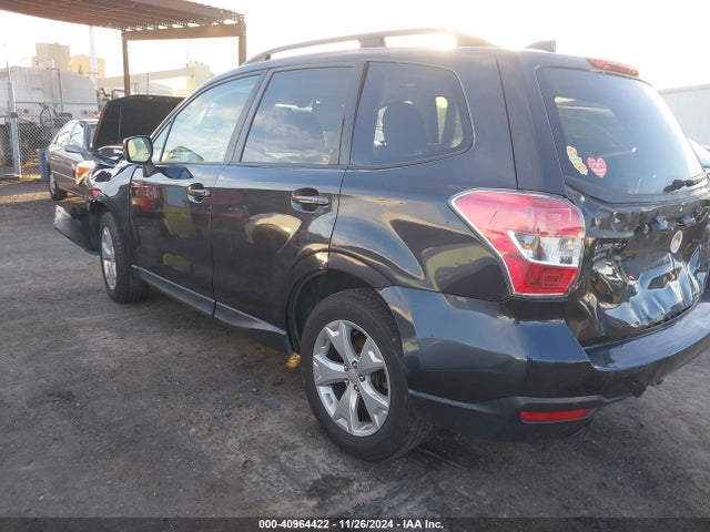 Subaru Forester 2.5i Premium 2016 JF2SJAFC3GH499564 Image 3