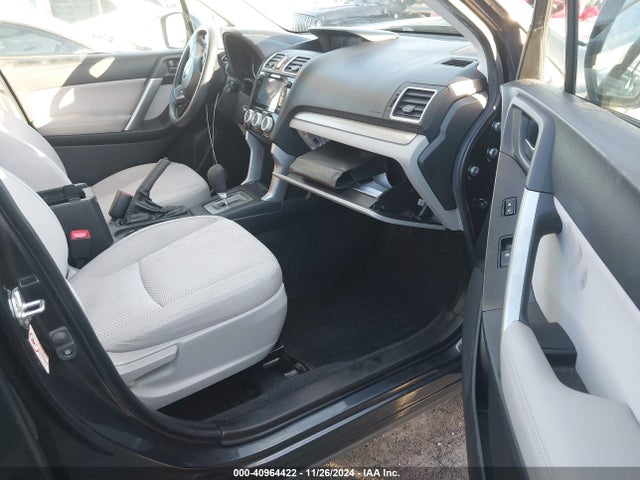 Subaru Forester 2.5i Premium 2016 JF2SJAFC3GH499564 Image 5