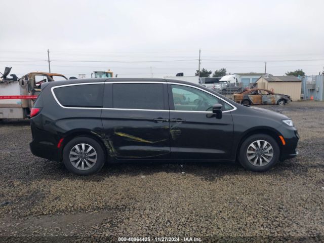 2C4RC1L70PR622207 Chrysler Pacifica Hybrid Touring L