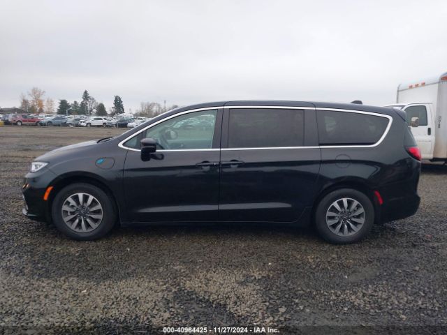 2C4RC1L70PR622207 Chrysler Pacifica Hybrid Touring L