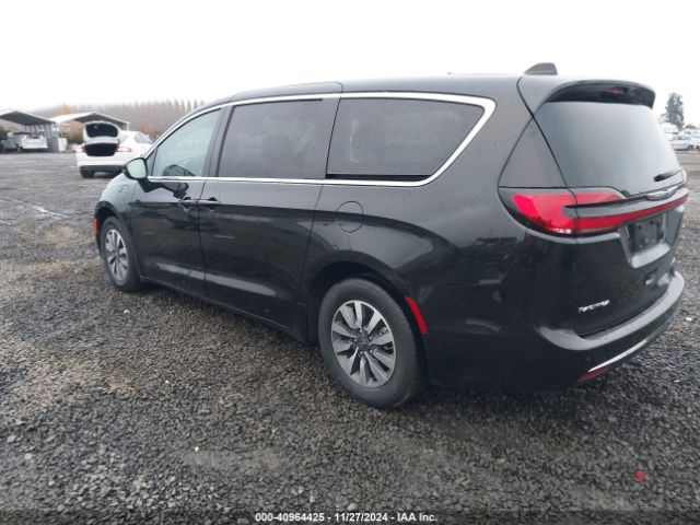 2023 CHRYSLER PACIFICA HYBRID 2C4RC1L70PR622207 Photo 2