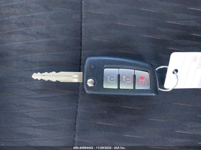 5N1AT2MV5KC748320 Nissan ROGUE S