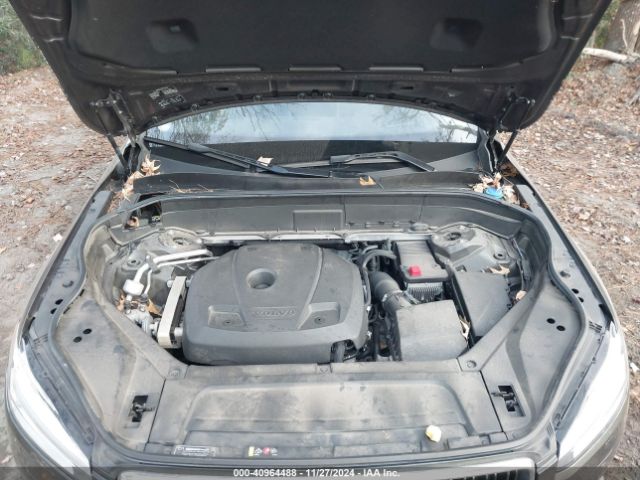 2018 VOLVO XC90 YV4102XK1J1323067 Photo 9