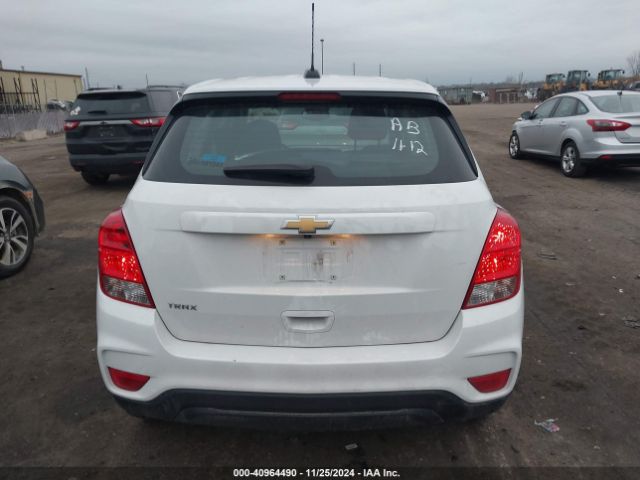 KL7CJKSB7JB628743 Chevrolet TRAX LS