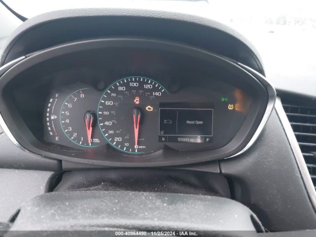 KL7CJKSB7JB628743 Chevrolet TRAX LS
