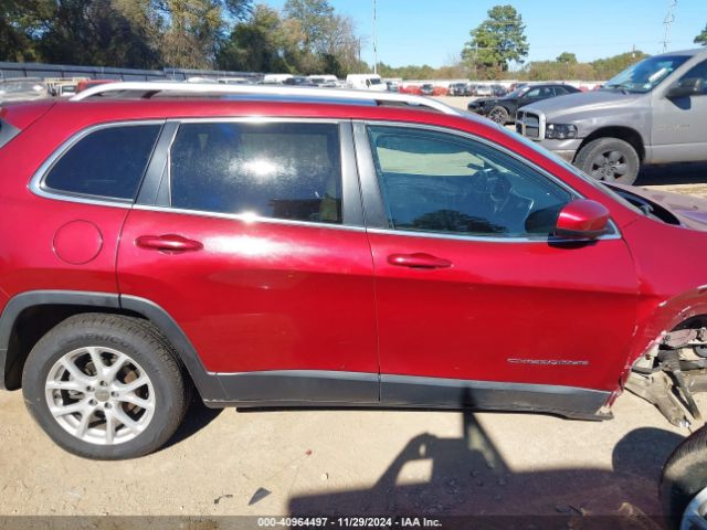 1C4PJLCB6FW567006 Jeep Cherokee Latitude