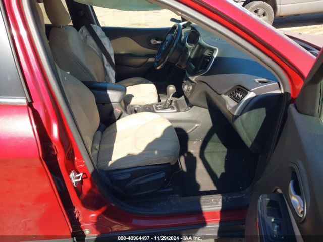 1C4PJLCB6FW567006 Jeep Cherokee Latitude