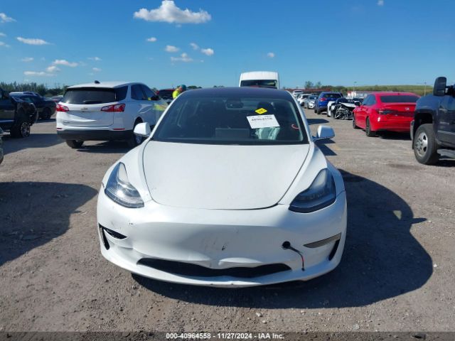 5YJ3E1EA5JF026327 Tesla Model 3 Long Range/mid Range