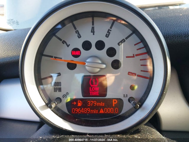 2009 MINI COOPER WMWMF33549TT69557 Photo 6