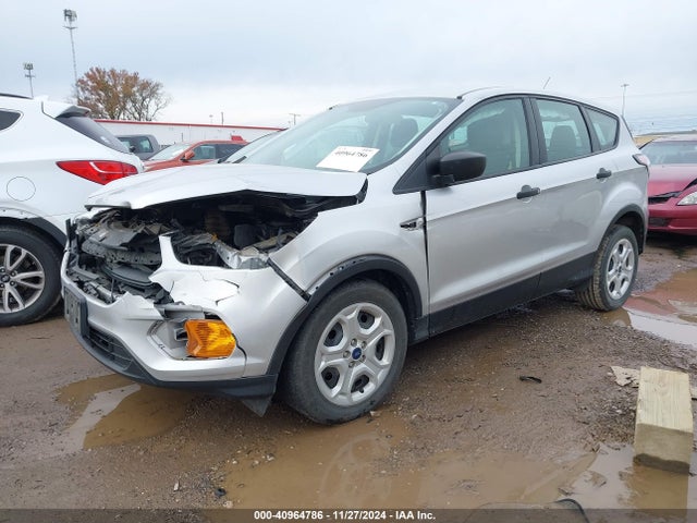 Ford ESCAPE S 2017 1FMCU0F7XHUC86090 Image 2
