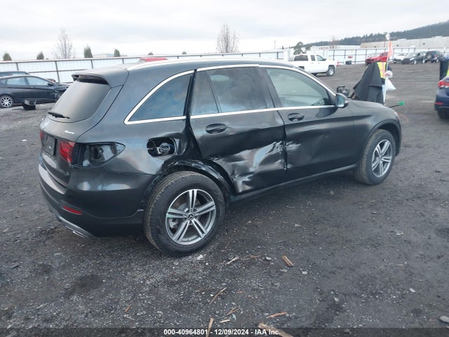 WDC0G8EB2LF699213 Mercedes-Benz Glc 300 4matic