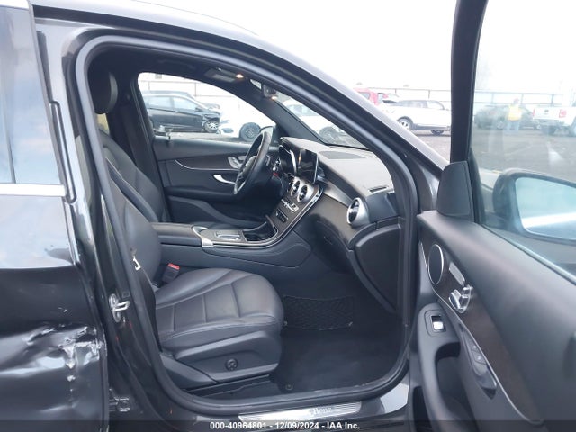 WDC0G8EB2LF699213 Mercedes-Benz Glc 300 4matic