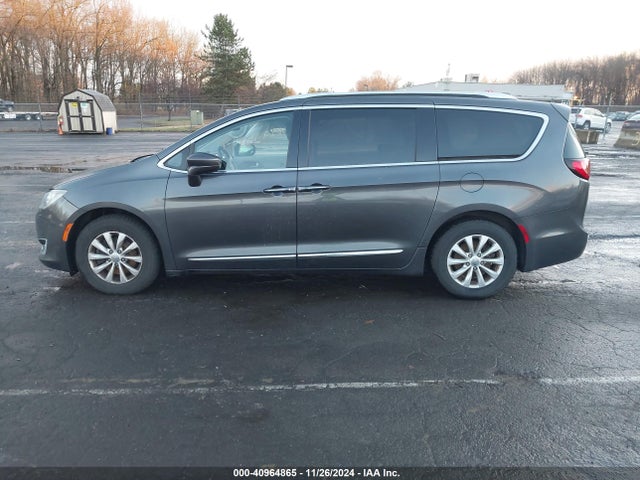 2C4RC1BG1KR548189 Chrysler Pacifica Touring L