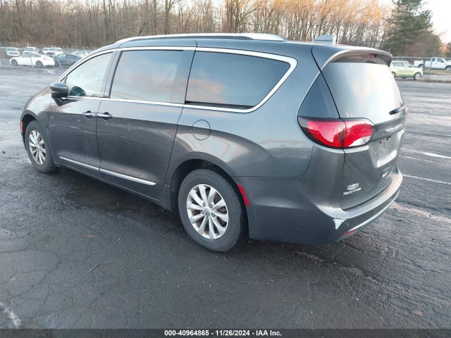 2C4RC1BG1KR548189 Chrysler Pacifica Touring L