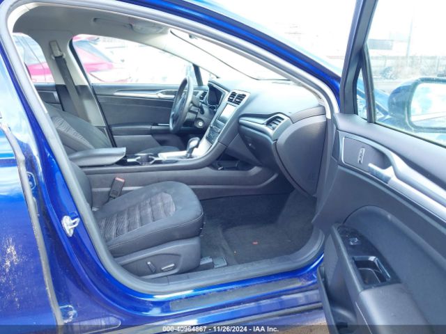 3FA6P0H78GR112522 Ford FUSION SE