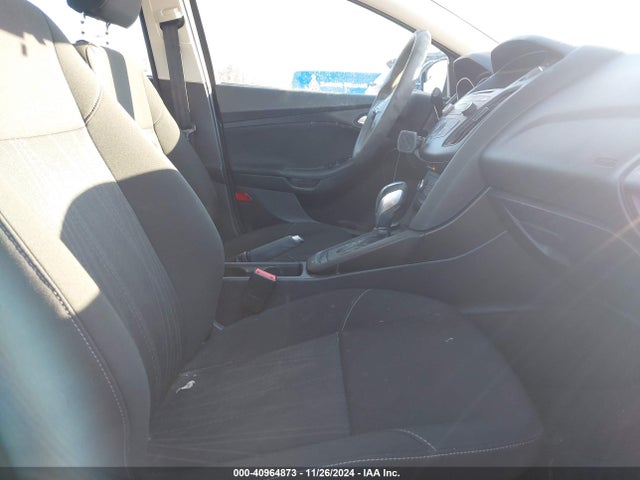 Ford FOCUS SE 2015 1FADP3F24FL243816 Image 5