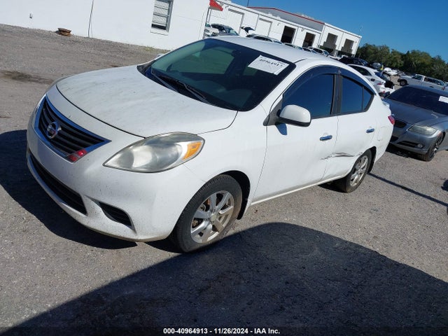 Nissan Versa 1.6 Sv 2014 3N1CN7AP7EL818972 Image 2