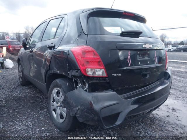 3GNCJKSB8JL263773 Chevrolet TRAX LS
