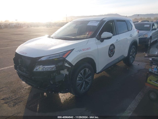 JN8BT3BA6PW409235 Nissan Rogue Sv Fwd