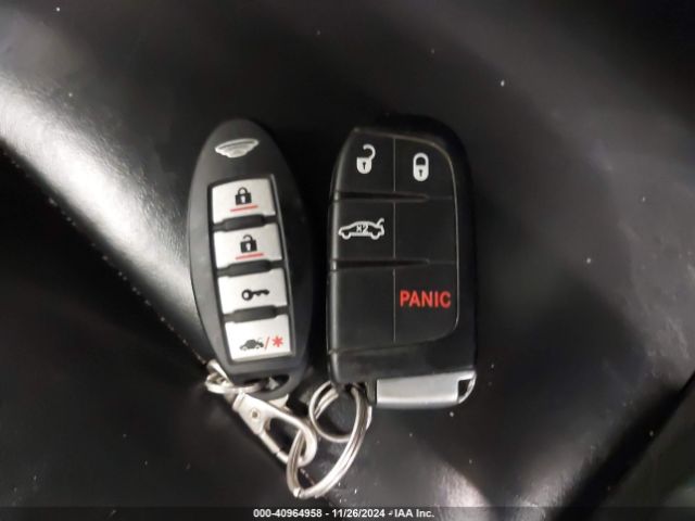 2C3CCAAG7GH181288 Chrysler 300 Limited