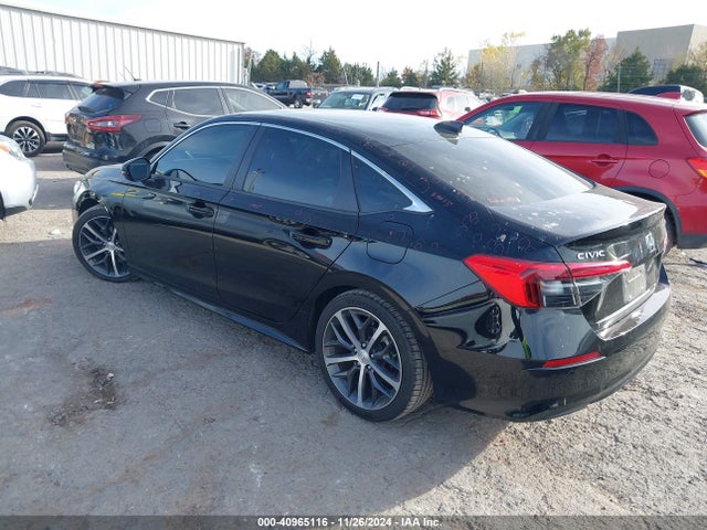 Honda Civic Touring 2022 2HGFE1F91NH300500 Image 3