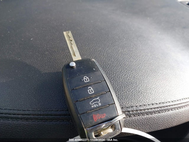 KIA Sorento 2.4l Lx 2019 5XYPG4A37KG548813 Image 11