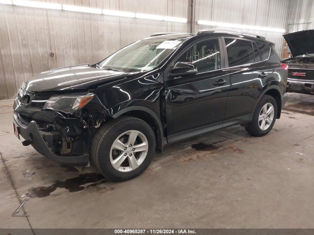 Toyota Rav4 Xle 2014 2T3RFREV2EW190448 Image 2
