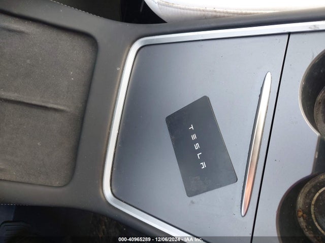 2023 TESLA MODEL 3 5YJ3E1EA2PF584631 Photo 10