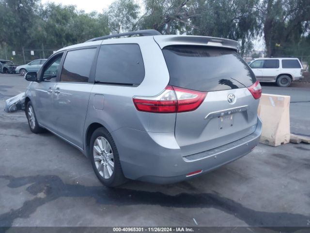 5TDYZ3DC3HS875564 Toyota Sienna Limited 7 Passenger