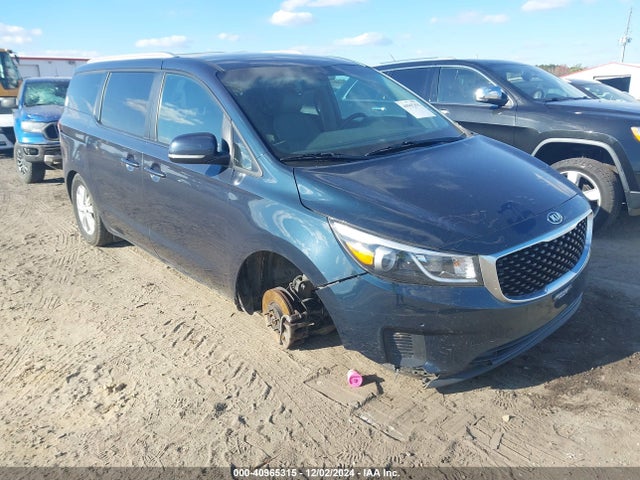 KIA SEDONA LX 2017 KNDMB5C10H6308050 Image 1